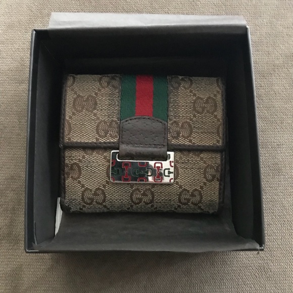 Gucci Wallet - Picture 2 of 6